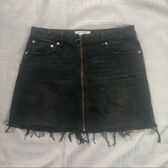Free People Dresses & Skirts - Free People We the Free black Zip It Up skirt